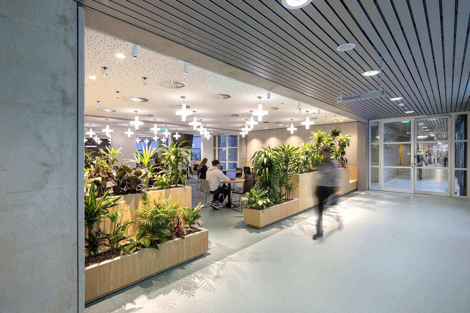 StM TU Eindhoven Helix restaurant vanaf gang StM-TU-Eindhoven-Helix-restaurant-vanaf-gang